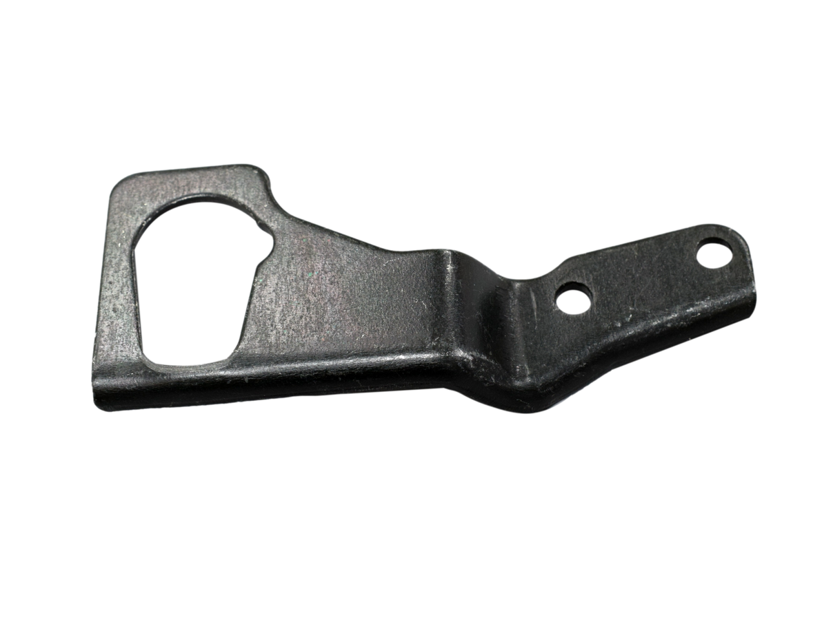 Soporte De Tapa Lateral Pulsar Bajaj 135 Original