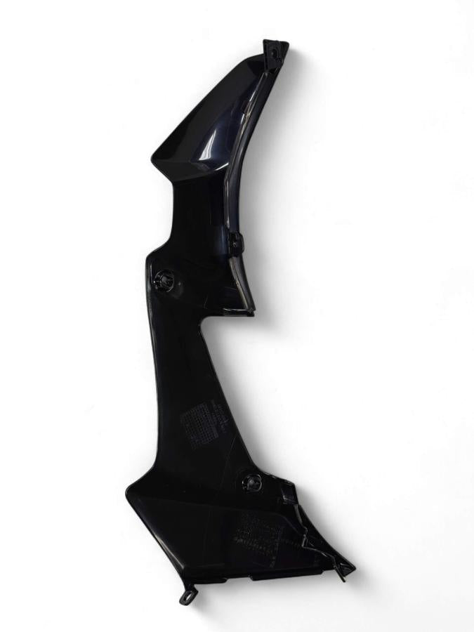 Babero derecho externo viva 115r SUZUKI original