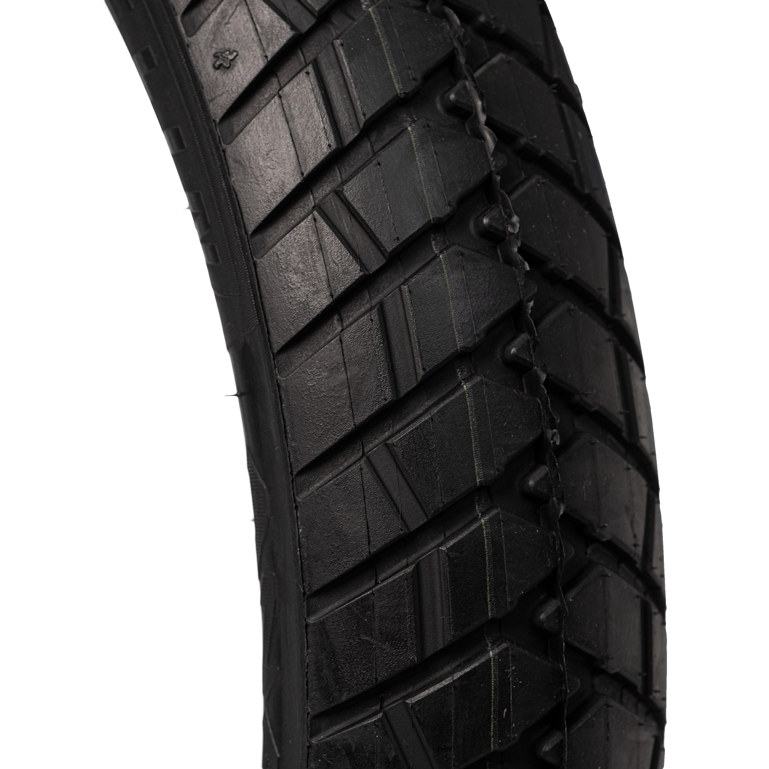 Llanta MICHELIN 110 90-anakee 17 street trasera sellomatic