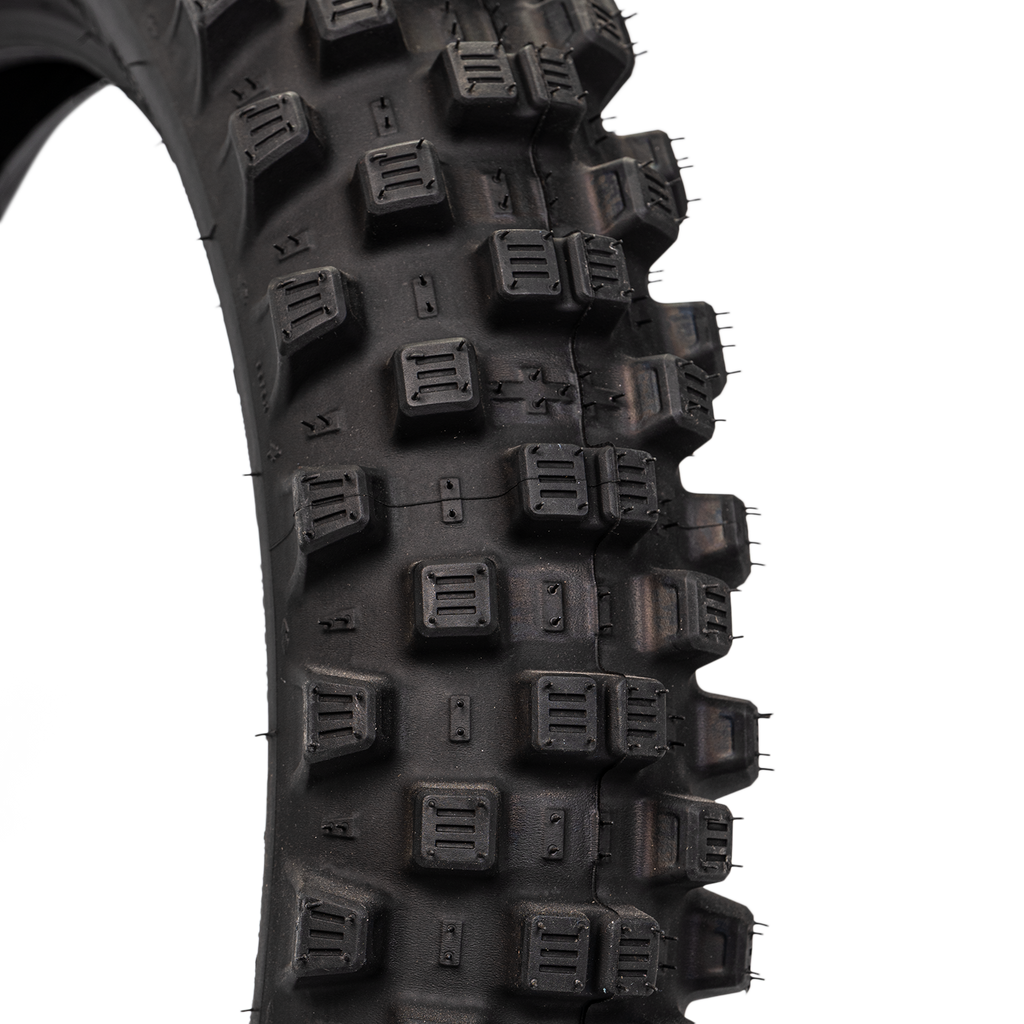 Llanta MICHELIN 140 80-tracker 18 neumatico