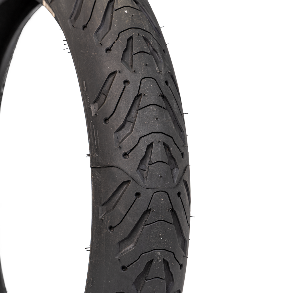 Llanta MICHELIN 110 70zr-road 17 delantera 6 sellomatic