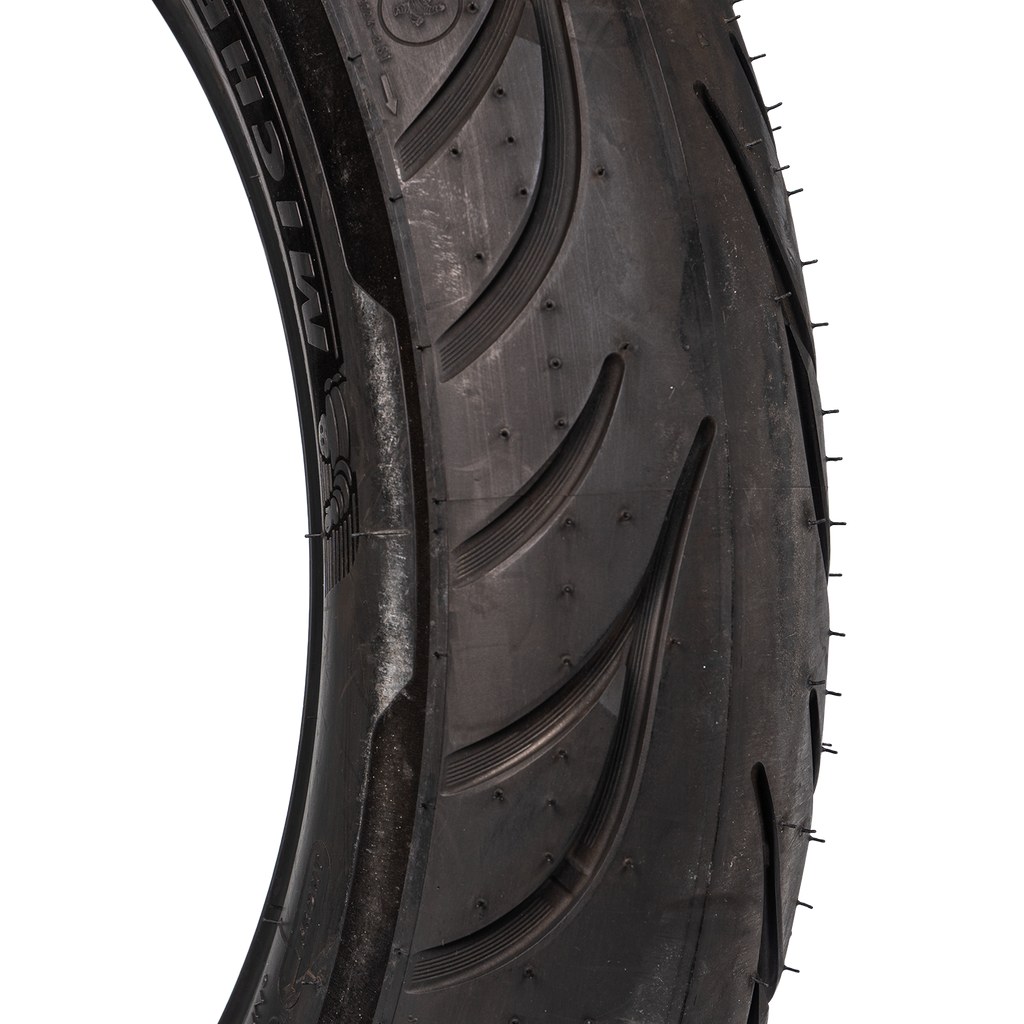 Llanta MICHELIN 130 90-commander 16 trasera 3