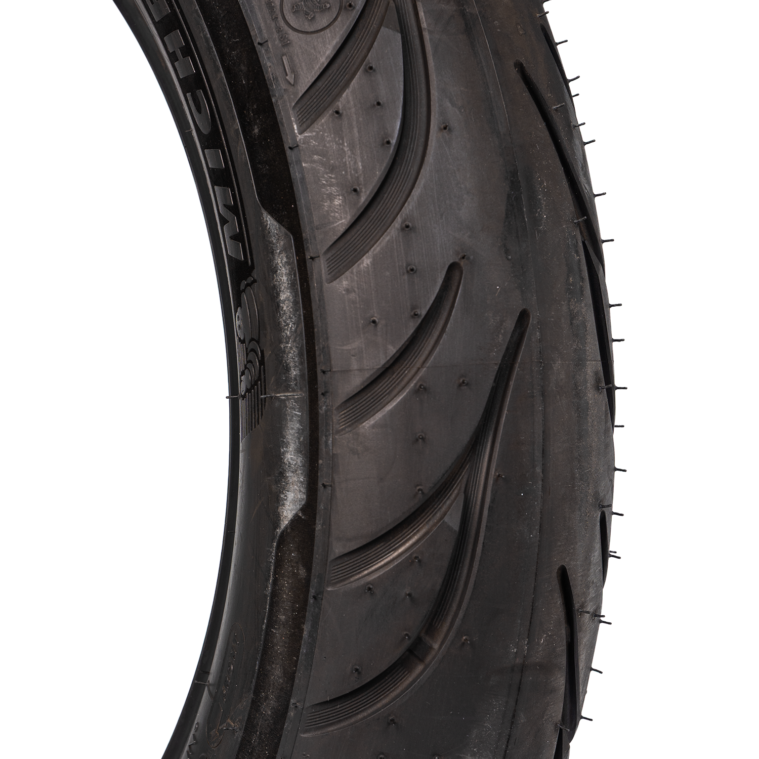 Llanta MICHELIN 130 90-commander 16 trasera 3