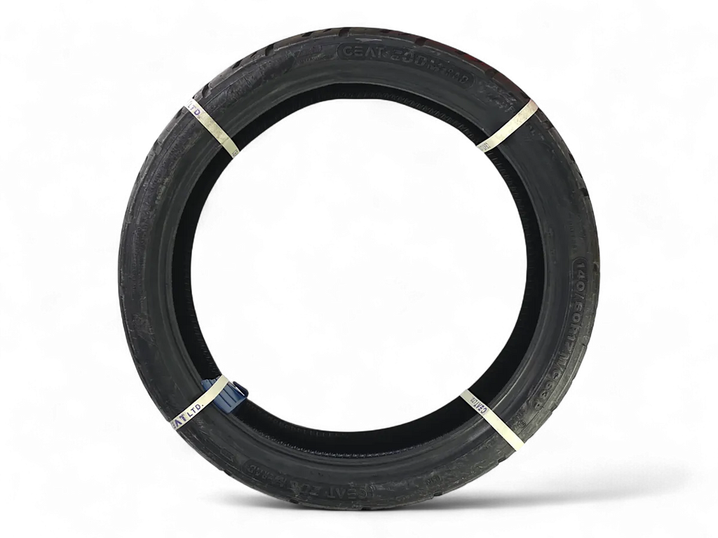 Llanta CEAT 140 60r-zoom 17 radial trasera sellomatic