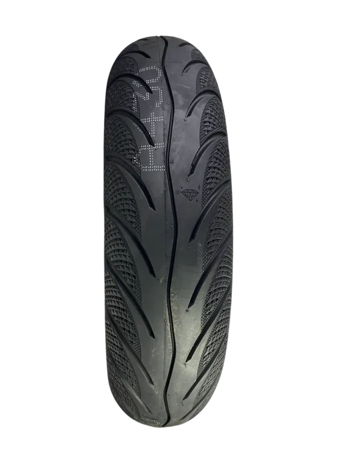 Llanta MAXXIS 130 70-diamond 12 3d trasera