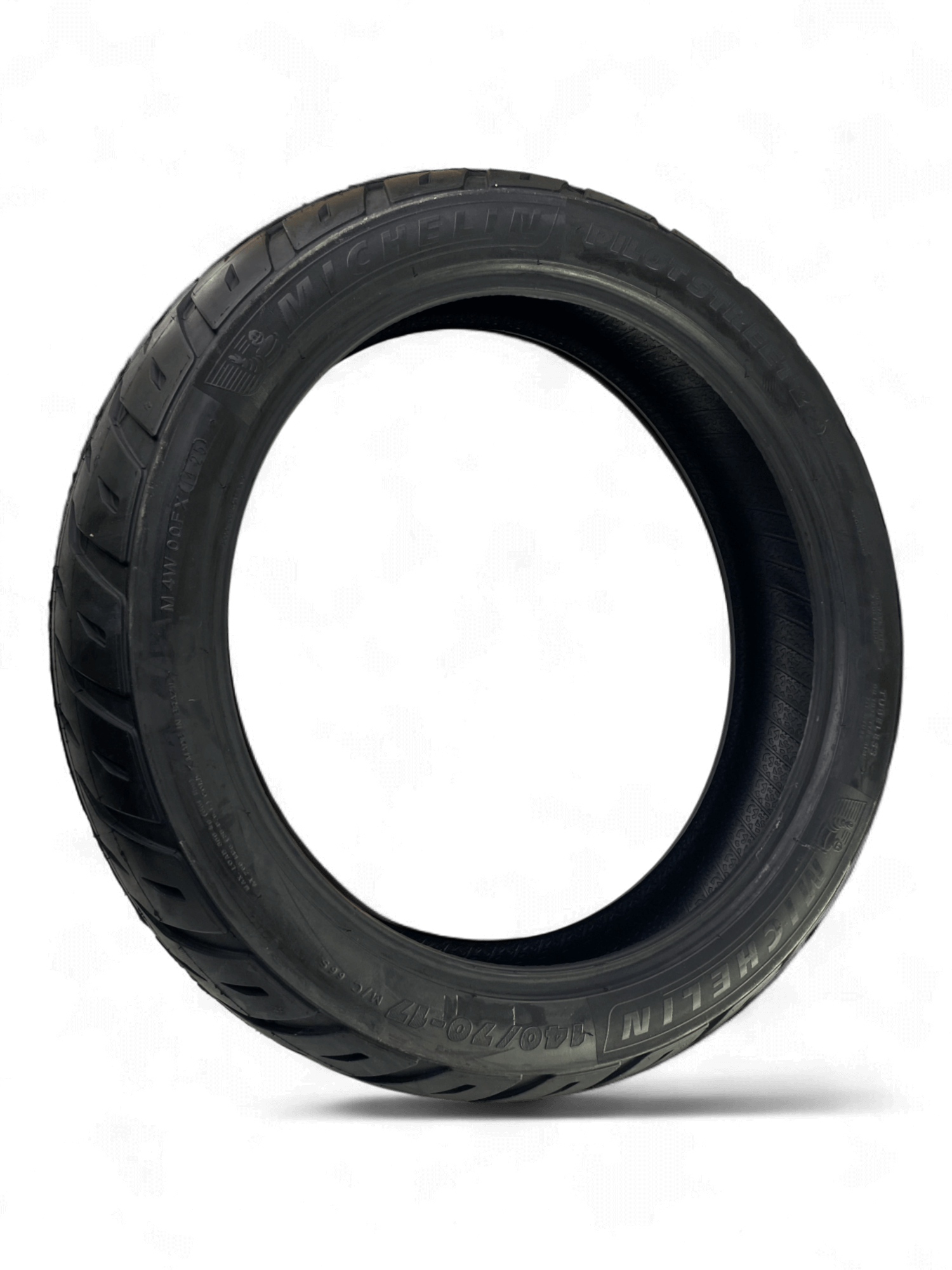 Llanta MICHELIN 140 70-pilot 17 street trasera 2 sellomatic