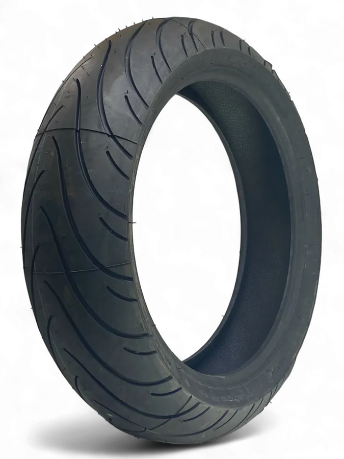Llanta MICHELIN 180 55zr-pilot 17 street radial trasera