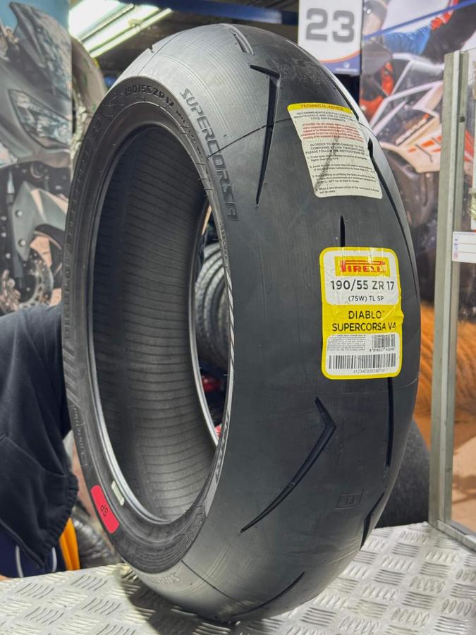 Llanta PIRELLI 190 55zr-diablo 17 supercorsa sp vtrasera 4