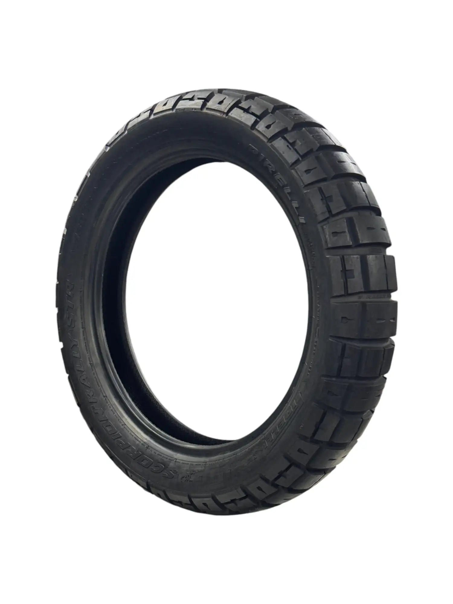 Llanta Pirelli 130 80R‑Scorpion 17 Rally Str Trasera