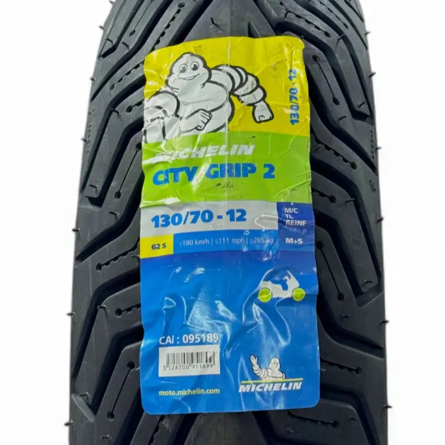Llanta MICHELIN 130 70-city 12 grip trasera 2