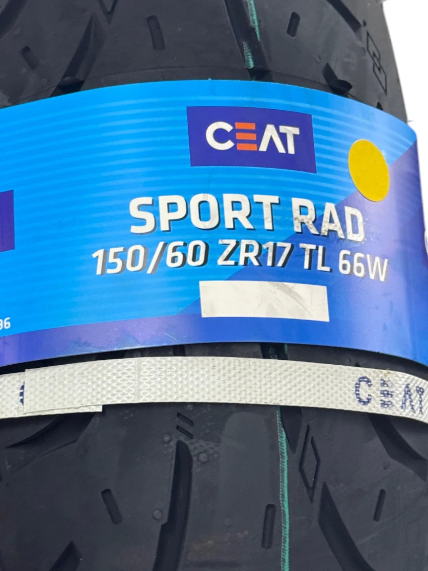 Llanta CEAT 150 60zr‑sport 17 radial trasera