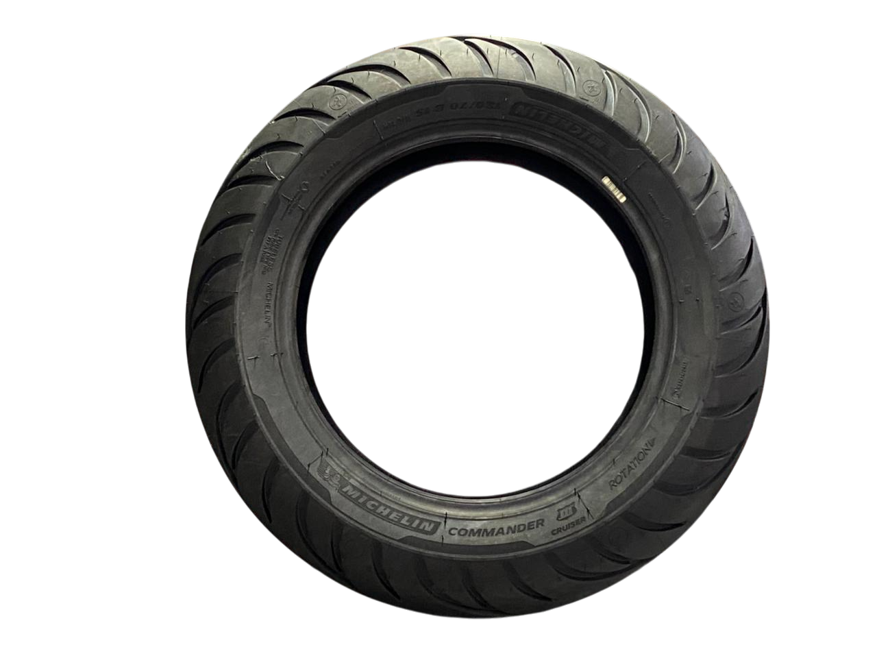 Llanta MICHELIN 180 70b-comander 15 iii cruiser sellomatic 76h