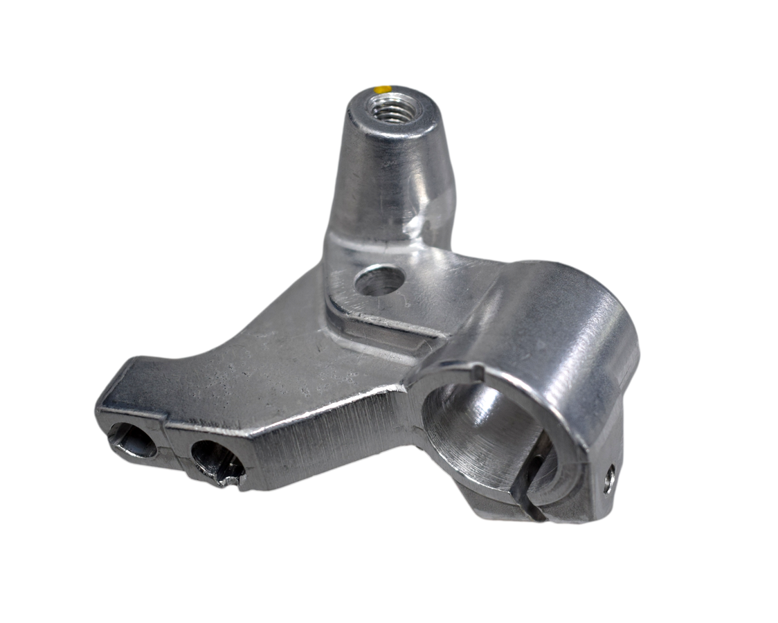 Soporte De Manigueta Vivax Suzuki 115 Original (Derecho)