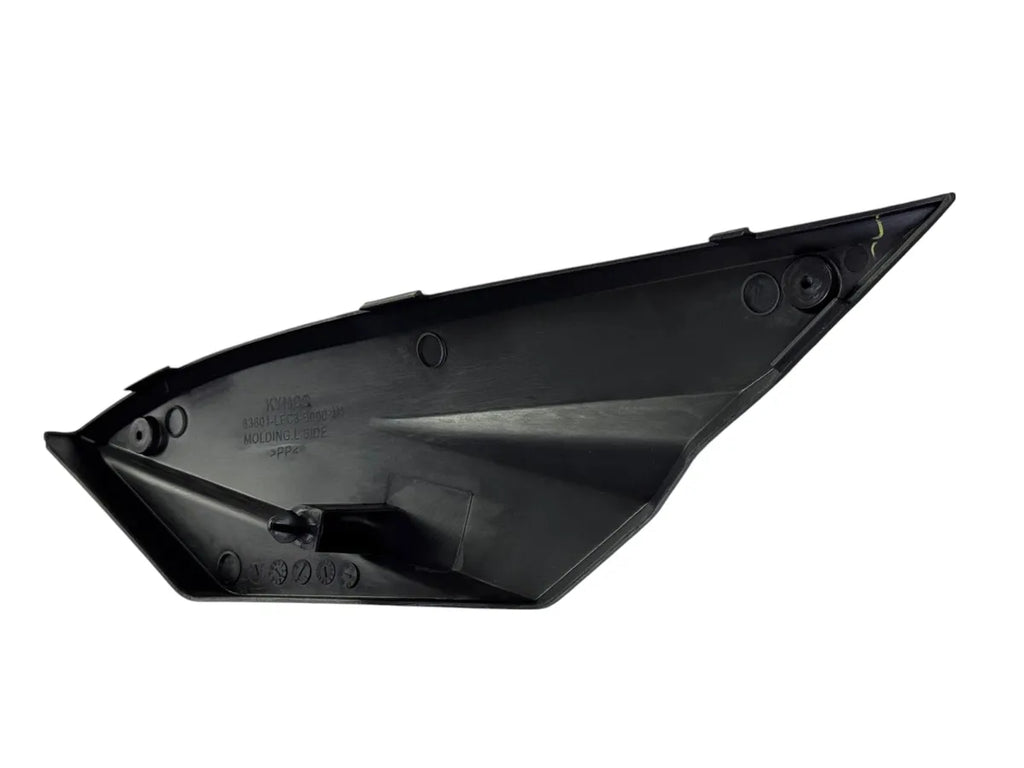 Tapa inferior izquierda uni-k KYMCO 110 original